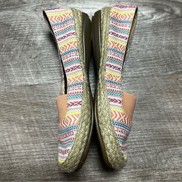 Aerosoles Solitaire Slip On Counsoler Flats Size 6 - Picture 5 of 9